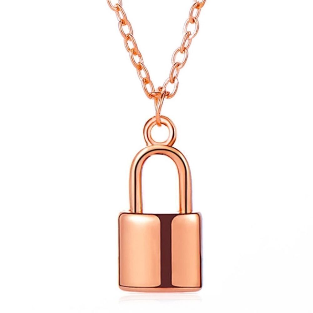 Necklace NWT zinc alloy Padlock pendant 3 colors to choose